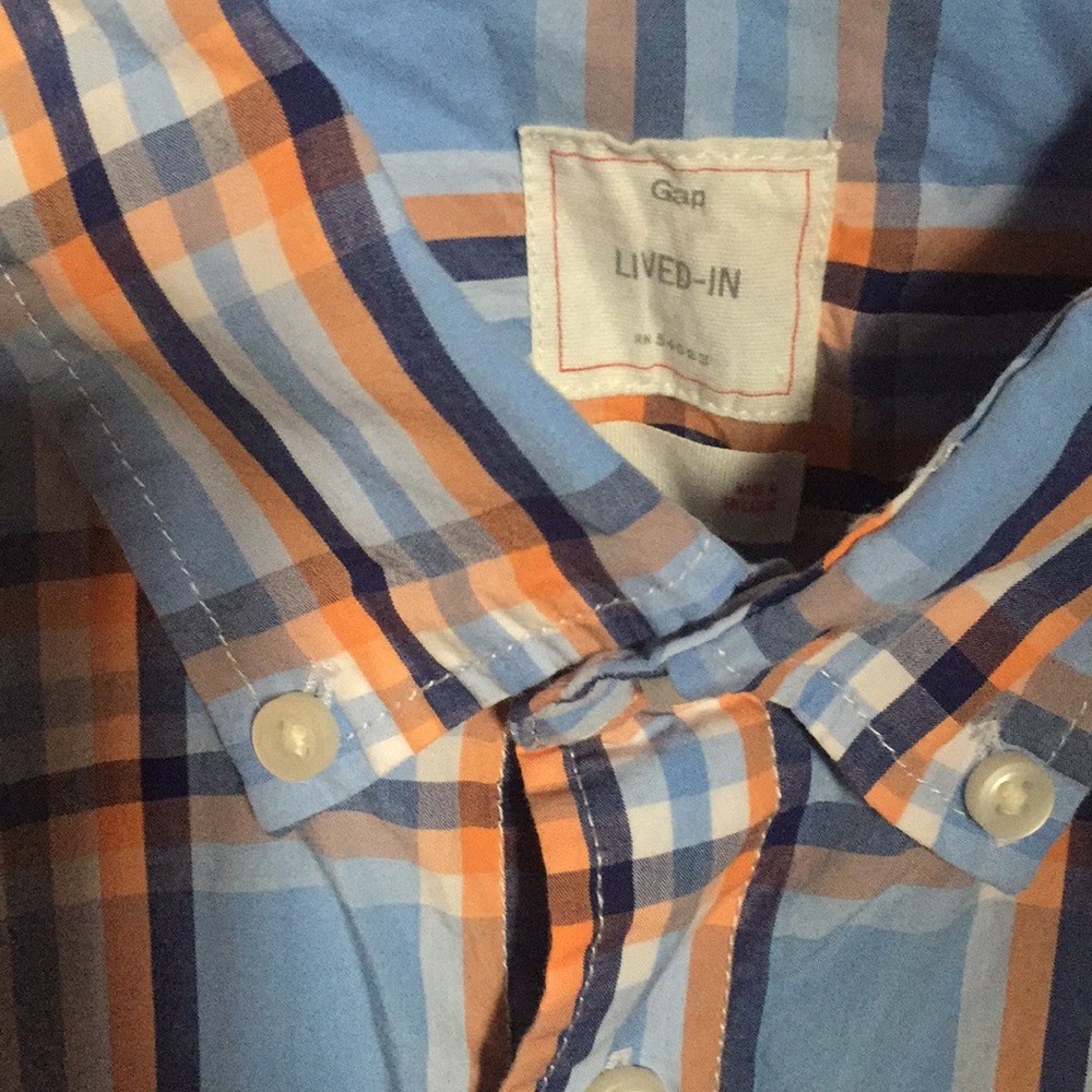 Plaid Gap button down - Picture 2 of 2